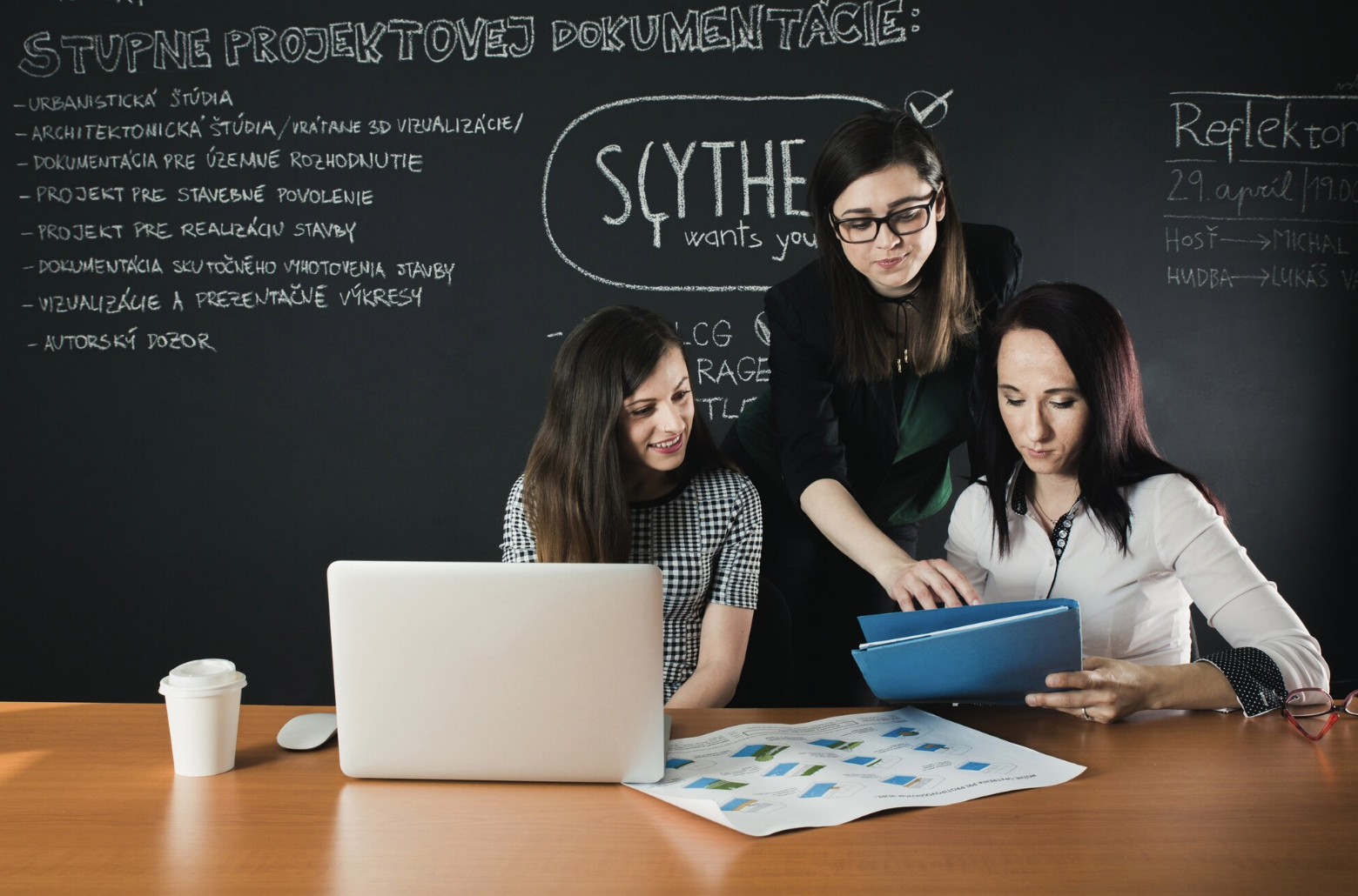 From Chalkboards to Cloud Spaces How Digital Progress Is Rewriting Education