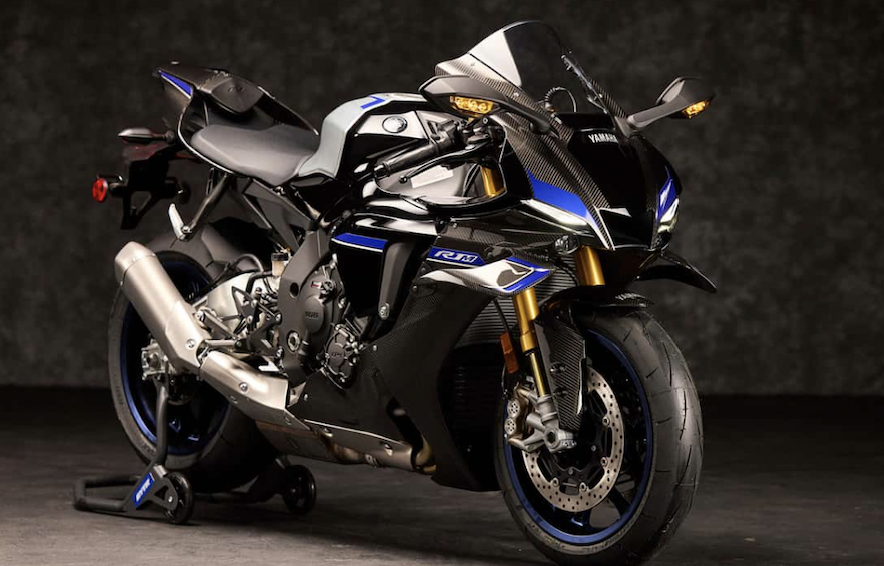 Mastering Yamaha YZF R1 Slide Control at the Racetrack A Precision Rider’s Guide