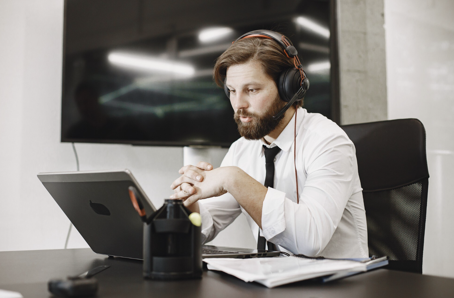 Boosting Contact Center Performance Through Smart Software Optimization